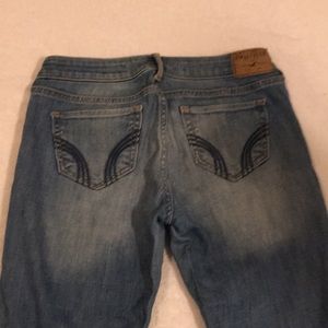 Hollister Light Wash Flare Size 1 R Jeans